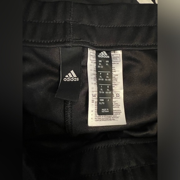 adidas Black and White Tracksuit women’s XL - Picture 8 of 8